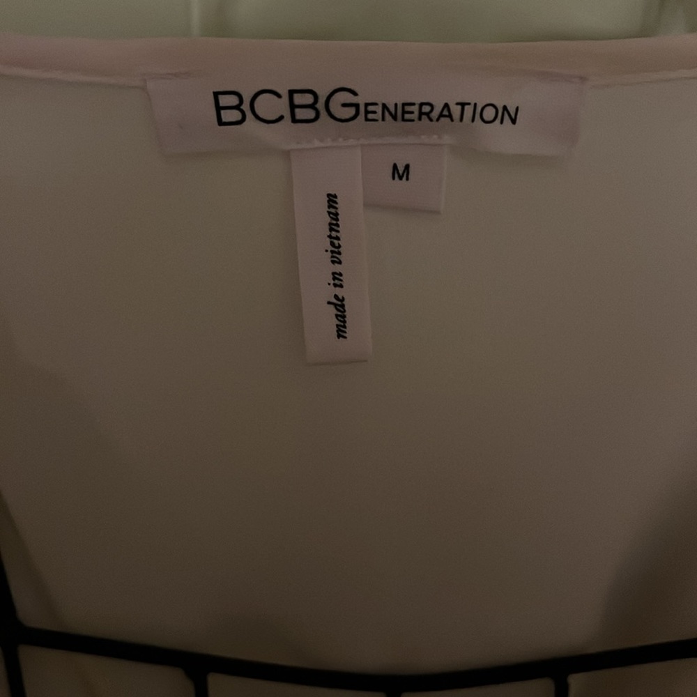 Bcbgeneration White Tunic Blouse - image 4